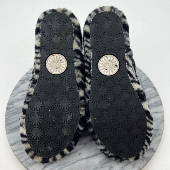 UGG Fluff Yeah Slide Zebra Sandal Womens 8 Elastic Sling Back Fluffy Sheepskin - Picture 8 of 11